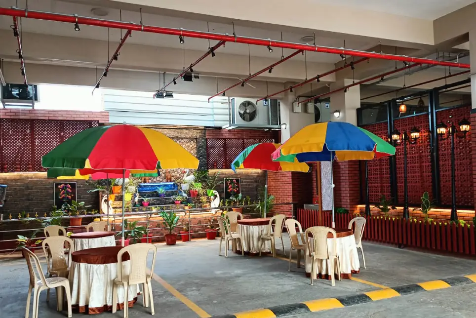 Common area at Thendral Inn for family guests in Vellore